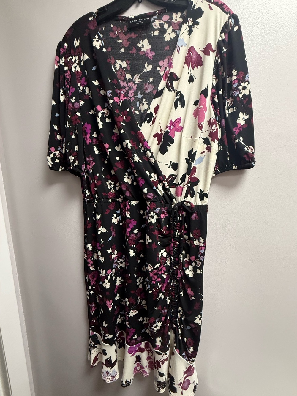 Like New Lane Bryant Black Midi Dress w/Pink and Cream Flowers Women’s 14/16